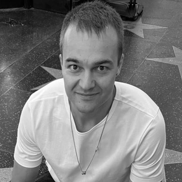 Nik Poturnak